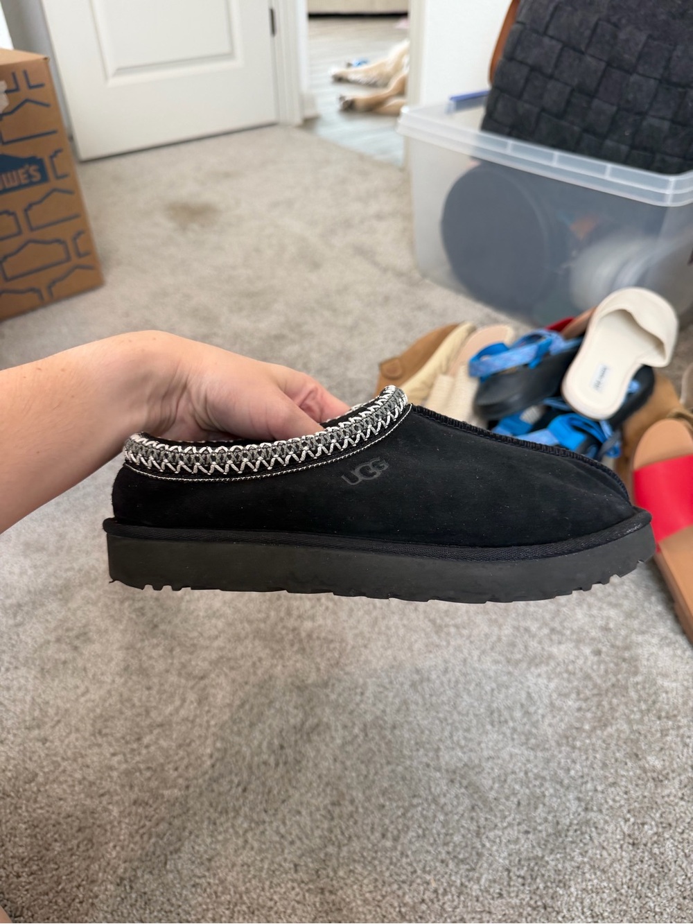 UGG Black Tasman